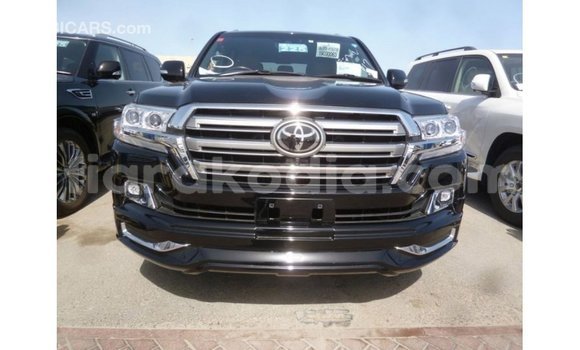 Acheter Import Voiture Toyota Land Cruiser Noir à Import - Dubai, Diana Acheter Import Voiture Toyota Land Cruiser Noir à Import - Dubai, Diana