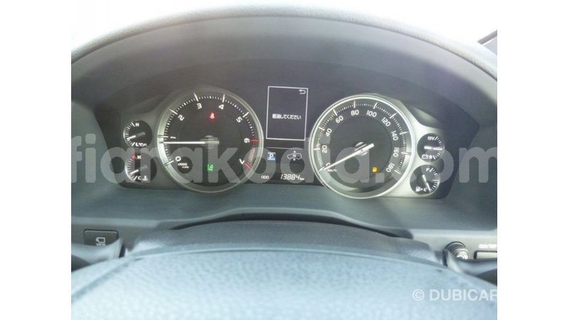 Big with watermark toyota land cruiser diana import dubai 5396
