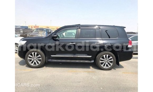 Acheter Import Voiture Toyota Land Cruiser Noir à Import - Dubai, Diana Acheter Import Voiture Toyota Land Cruiser Noir à Import - Dubai, Diana
