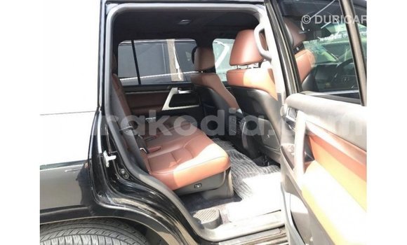 Acheter Import Voiture Toyota Land Cruiser Noir à Import - Dubai, Diana Acheter Import Voiture Toyota Land Cruiser Noir à Import - Dubai, Diana