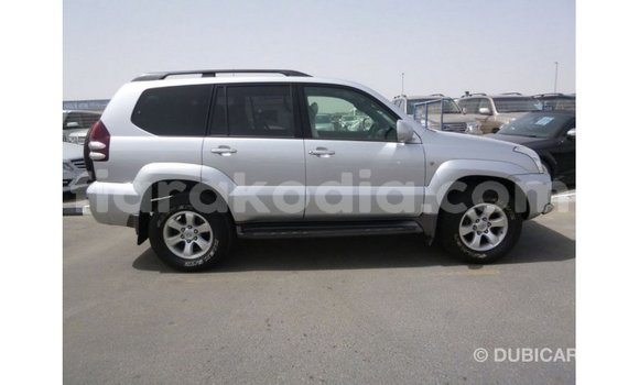 Acheter Import Voiture Toyota Prado Autre à Import - Dubai, Diana Acheter Import Voiture Toyota Prado Autre à Import - Dubai, Diana