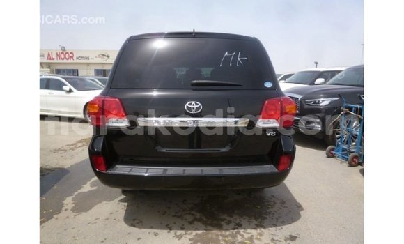Acheter Import Voiture Toyota Land Cruiser Noir à Import - Dubai, Diana Acheter Import Voiture Toyota Land Cruiser Noir à Import - Dubai, Diana