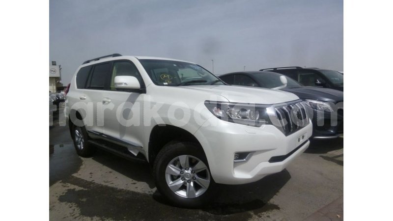 Big with watermark toyota prado diana import dubai 5406