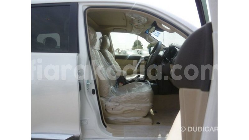 Big with watermark toyota prado diana import dubai 5406