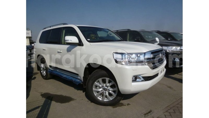 Big with watermark toyota land cruiser diana import dubai 5407