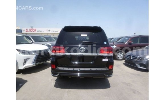 Acheter Import Voiture Toyota Land Cruiser Noir à Import - Dubai, Diana Acheter Import Voiture Toyota Land Cruiser Noir à Import - Dubai, Diana