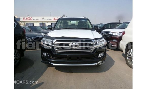 Acheter Import Voiture Toyota Land Cruiser Noir à Import - Dubai, Diana Acheter Import Voiture Toyota Land Cruiser Noir à Import - Dubai, Diana