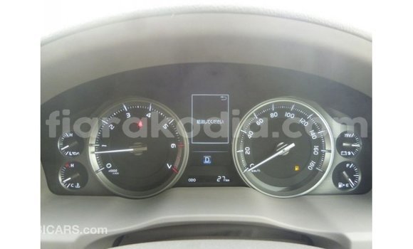 Acheter Import Voiture Toyota Land Cruiser Noir à Import - Dubai, Diana Acheter Import Voiture Toyota Land Cruiser Noir à Import - Dubai, Diana