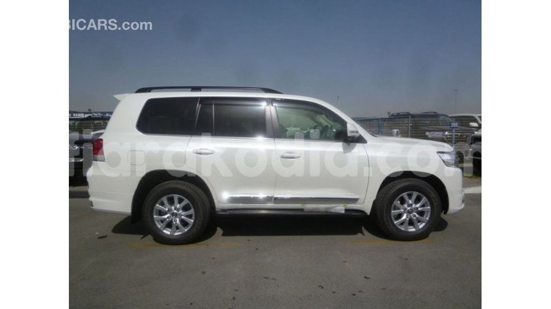 Big with watermark toyota land cruiser diana import dubai 5412