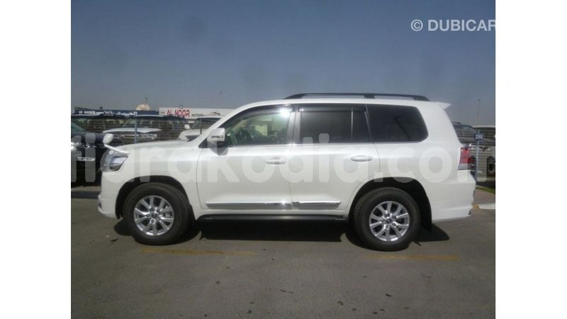 Big with watermark toyota land cruiser diana import dubai 5412