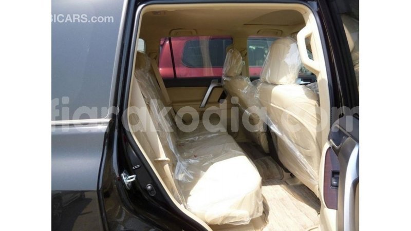 Big with watermark toyota prado diana import dubai 5413