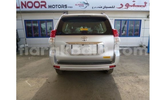 Acheter Import Voiture Toyota Prado Autre à Import - Dubai, Diana Acheter Import Voiture Toyota Prado Autre à Import - Dubai, Diana