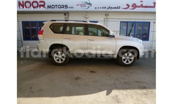 Acheter Import Voiture Toyota Prado Autre à Import - Dubai, Diana Acheter Import Voiture Toyota Prado Autre à Import - Dubai, Diana