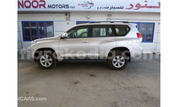 Acheter Import Voiture Toyota Prado Autre à Import - Dubai, Diana Acheter Import Voiture Toyota Prado Autre à Import - Dubai, Diana