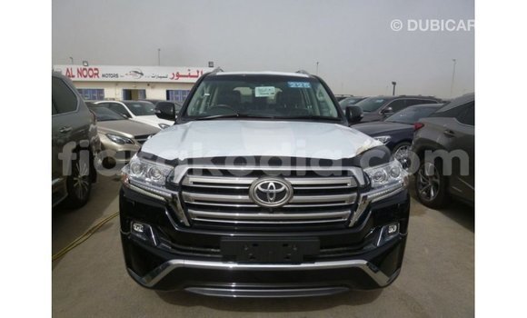 Acheter Import Voiture Toyota Land Cruiser Noir à Import - Dubai, Diana Acheter Import Voiture Toyota Land Cruiser Noir à Import - Dubai, Diana
