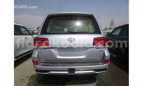 Acheter Import Voiture Toyota Land Cruiser Autre à Import - Dubai, Diana Acheter Import Voiture Toyota Land Cruiser Autre à Import - Dubai, Diana
