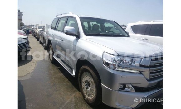 Acheter Import Voiture Toyota Land Cruiser Autre à Import - Dubai, Diana Acheter Import Voiture Toyota Land Cruiser Autre à Import - Dubai, Diana