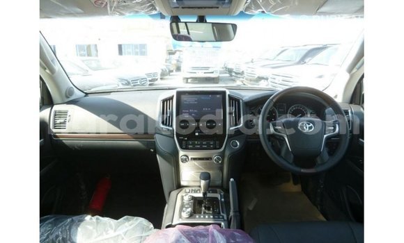 Acheter Import Voiture Toyota Land Cruiser Noir à Import - Dubai, Diana Acheter Import Voiture Toyota Land Cruiser Noir à Import - Dubai, Diana