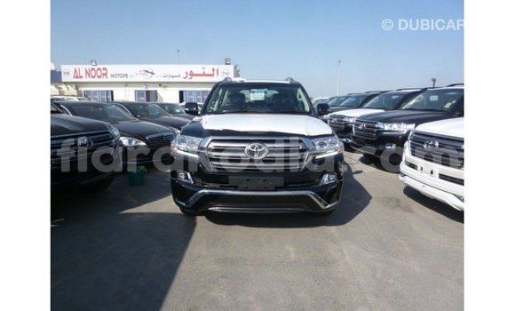 Acheter Import Voiture Toyota Land Cruiser Noir à Import - Dubai, Diana Acheter Import Voiture Toyota Land Cruiser Noir à Import - Dubai, Diana