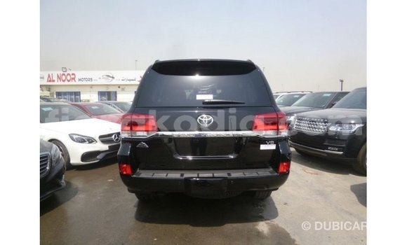 Acheter Import Voiture Toyota Land Cruiser Noir à Import - Dubai, Diana Acheter Import Voiture Toyota Land Cruiser Noir à Import - Dubai, Diana