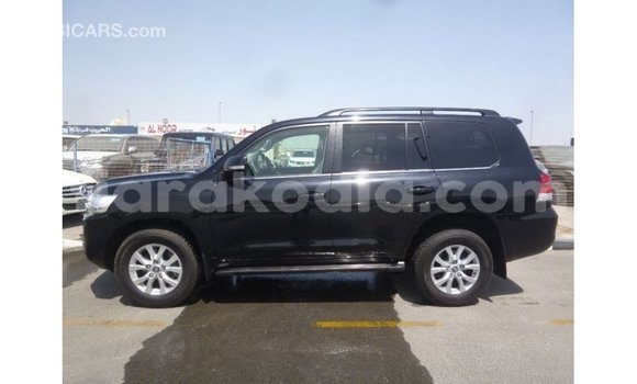 Acheter Import Voiture Toyota Land Cruiser Noir à Import - Dubai, Diana Acheter Import Voiture Toyota Land Cruiser Noir à Import - Dubai, Diana