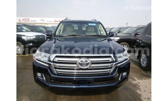 Acheter Import Voiture Toyota Land Cruiser Bleu à Import - Dubai, Diana Acheter Import Voiture Toyota Land Cruiser Bleu à Import - Dubai, Diana