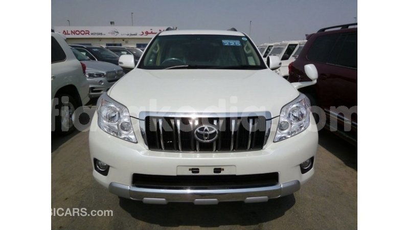 Big with watermark toyota prado diana import dubai 5448