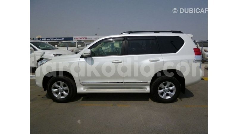 Big with watermark toyota prado diana import dubai 5448