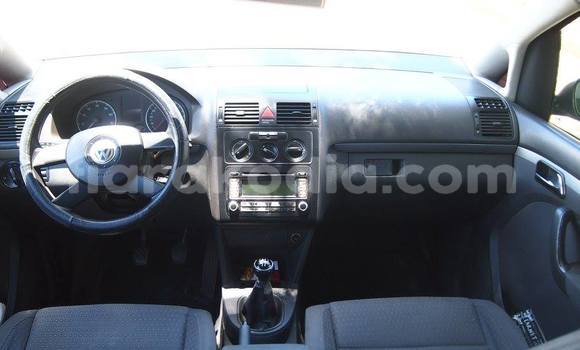 Acheter Occasion Voiture Volkswagen Touran Noir à Antananarivo, Analamanga Acheter Occasion Voiture Volkswagen Touran Noir à Antananarivo, Analamanga