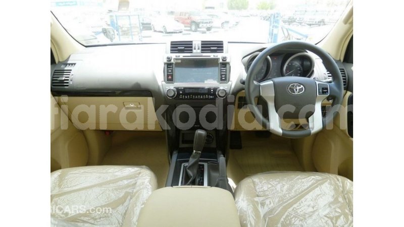 Big with watermark toyota prado diana import dubai 5458