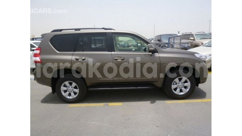 Big with watermark toyota prado diana import dubai 5458