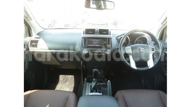 Big with watermark toyota prado diana import dubai 5459