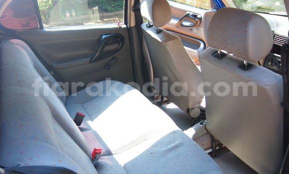 Acheter Occasion Voiture Volkswagen Polo Bleu à Antananarivo, Analamanga Acheter Occasion Voiture Volkswagen Polo Bleu à Antananarivo, Analamanga