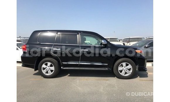 Acheter Import Voiture Toyota Land Cruiser Noir à Import - Dubai, Diana Acheter Import Voiture Toyota Land Cruiser Noir à Import - Dubai, Diana