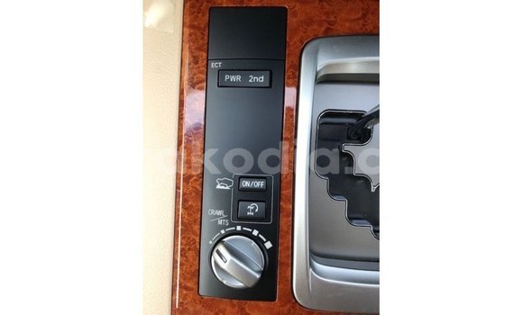 Acheter Import Voiture Toyota Land Cruiser Noir à Import - Dubai, Diana Acheter Import Voiture Toyota Land Cruiser Noir à Import - Dubai, Diana