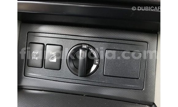 Acheter Import Voiture Toyota Prado Noir à Import - Dubai, Diana Acheter Import Voiture Toyota Prado Noir à Import - Dubai, Diana
