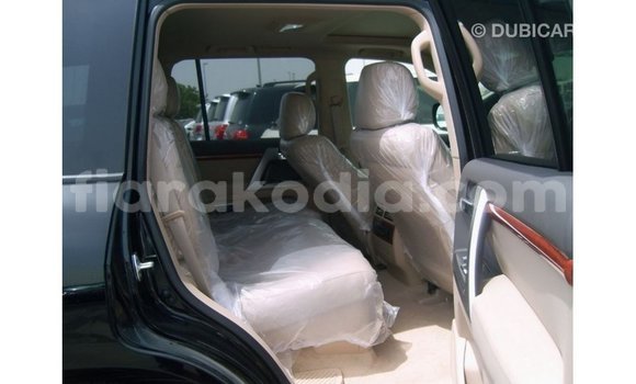 Acheter Import Voiture Toyota Land Cruiser Noir à Import - Dubai, Diana Acheter Import Voiture Toyota Land Cruiser Noir à Import - Dubai, Diana