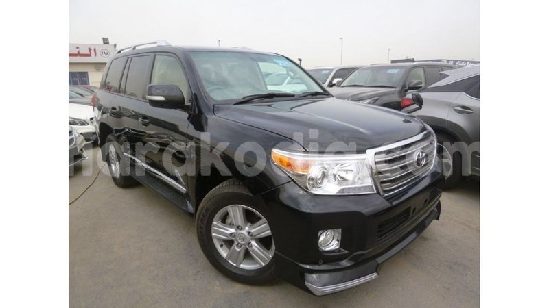 Big with watermark toyota land cruiser diana import dubai 5470