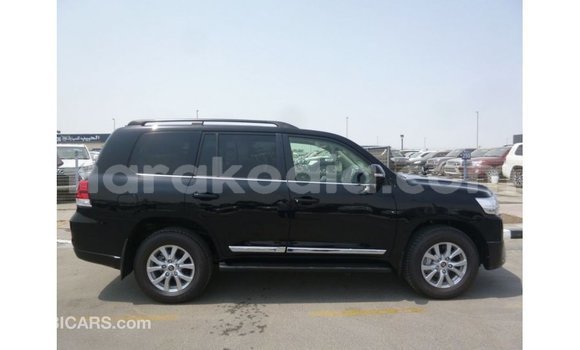 Acheter Import Voiture Toyota Land Cruiser Noir à Import - Dubai, Diana Acheter Import Voiture Toyota Land Cruiser Noir à Import - Dubai, Diana