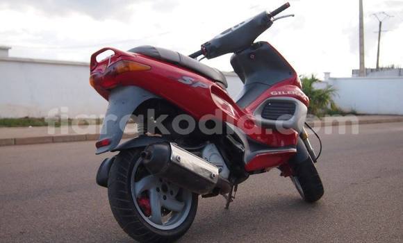 Acheter Occasion Moto Gilera 180cc Rouge à Antananarivo, Analamanga Acheter Occasion Moto Gilera 180cc Rouge à Antananarivo, Analamanga