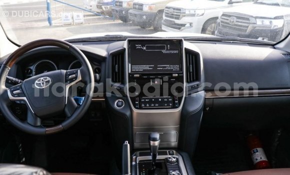 Buy Import Toyota Land Cruiser Other Car in Import - Dubai in Diana Buy Import Toyota Land Cruiser Other Car in Import - Dubai in Diana