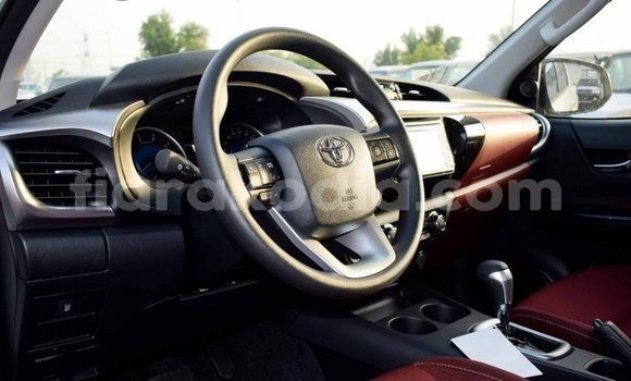 Buy Import Toyota Hilux White Car in Import - Dubai in Diana Buy Import Toyota Hilux White Car in Import - Dubai in Diana