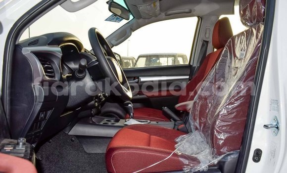 Buy Import Toyota Hilux White Car in Import - Dubai in Diana Buy Import Toyota Hilux White Car in Import - Dubai in Diana