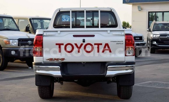 Buy Import Toyota Hilux White Car in Import - Dubai in Diana Buy Import Toyota Hilux White Car in Import - Dubai in Diana