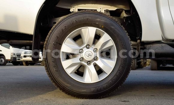 Buy Import Toyota Hilux White Car in Import - Dubai in Diana Buy Import Toyota Hilux White Car in Import - Dubai in Diana