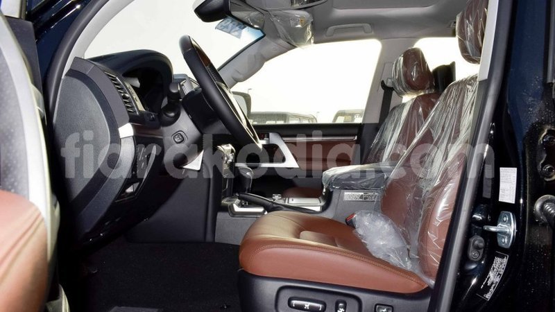 Big with watermark toyota land cruiser diana import dubai 5504