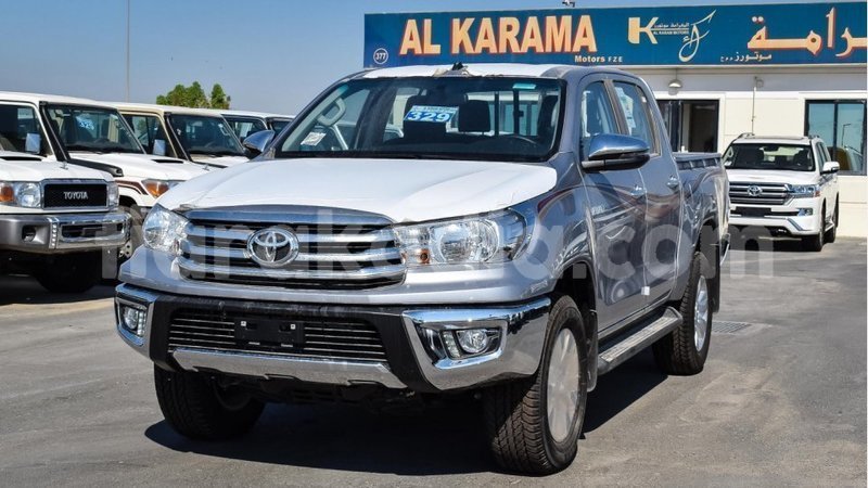 Big with watermark toyota hilux diana import dubai 5512