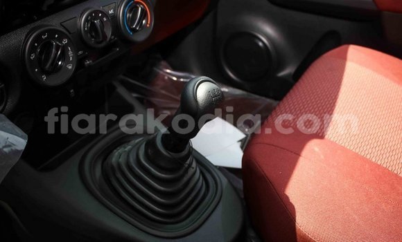 Hividy Toyota Hilux Hafa Car in Import - Dubai in Diana Hividy Toyota Hilux Hafa Car in Import - Dubai in Diana