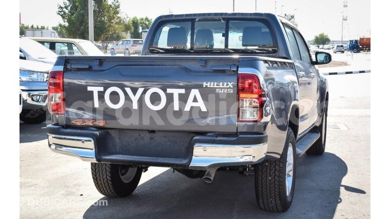 Big with watermark toyota hilux diana import dubai 5514