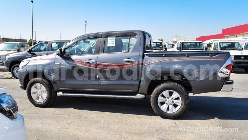 Big with watermark toyota hilux diana import dubai 5514
